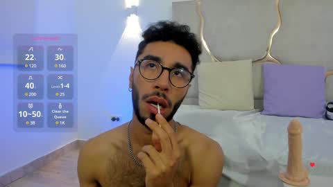 Snapshot of xander_tay chatting on January 21, 2025, 10:19 pm ISSANDER online show from January 21, 2025, 10:19 pm