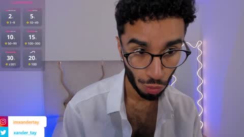 Snapshot of xander_tay chatting on January 29, 2025, 8:04 pm ISSANDER online show from January 29, 2025, 8:04 pm