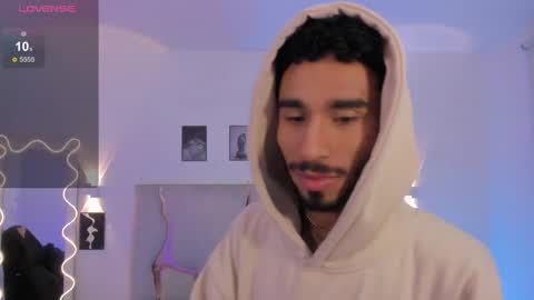 Snapshot of xander_tay chatting on February 12, 2025, 1:41 am ISSANDER online show from February 12, 2025, 1:41 am