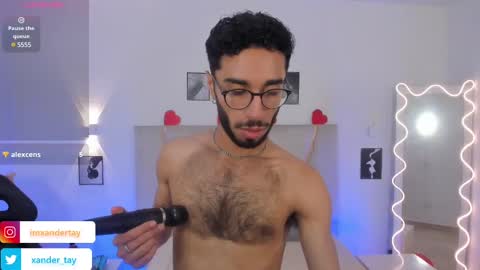 Snapshot of xander_tay chatting on February 20, 2025, 7:52 pm ISSANDER online show from February 20, 2025, 7:52 pm