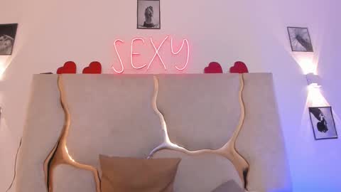 Snapshot of xander_tay chatting on March 2, 2025, 12:53 am ISSANDER online show from March 2, 2025, 12:53 am