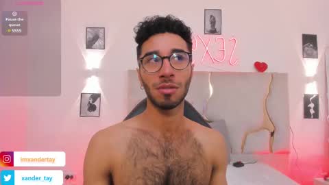 Snapshot of xander_tay chatting on March 9, 2025, 9:46 pm ISSANDER online show from March 9, 2025, 9:46 pm