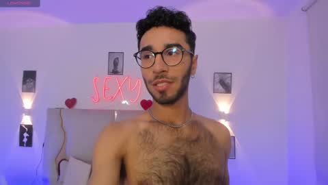 Snapshot of xander_tay chatting on March 12, 2025, 7:38 pm ISSANDER online show from March 12, 2025, 7:38 pm