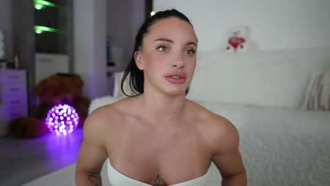 Alexandra online show from May 6, 2026, 10:59 pm