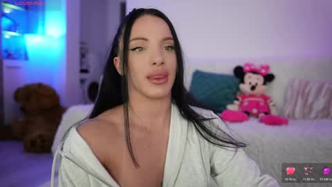 Alexandra online show from May 18, 2026, 9:53 pm