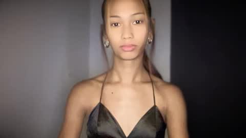 Snapshot of xandraluxe_xoxo chatting on November 24, 2025, 6:24 am Cassandra online show from November 24, 2025, 6:24 am