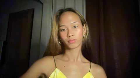 Snapshot of xandraluxe_xoxo chatting on December 13, 2025, 7:53 pm Cassandra online show from December 13, 2025, 7:53 pm