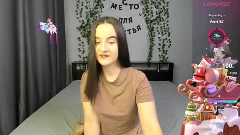 Lola online show from October 16, 2025, 6:31 pm