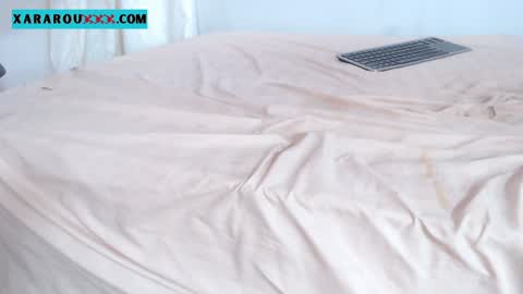 Snapshot of xararouxxx chatting on January 27, 2025, 7:35 pm       S A R A      100K followers online show from January 27, 2025, 7:35 pm