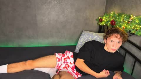 Xavier  PVT open  online show from December 15, 2025, 4:28 am