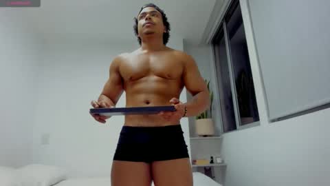 Xavier online show from November 7, 2025, 1:16 am