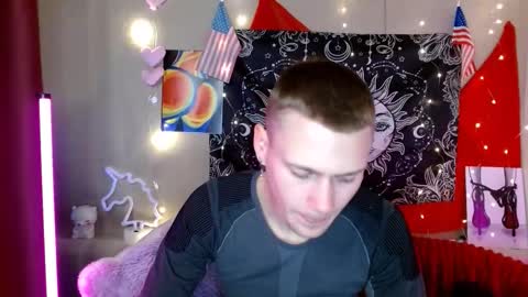 xavier_night81 online show from October 14, 2025, 7:20 am