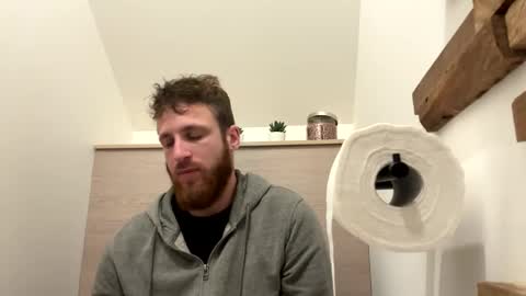 Snapshot of xavou779 chatting on December 30, 2024, 6:20 am xavou779 online show from December 30, 2024, 6:20 am