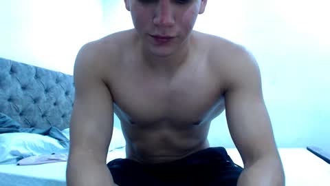 max online show from October 6, 2025, 9:23 pm