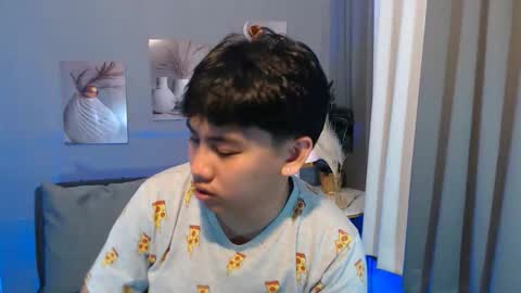 Snapshot of xcigbatecum chatting on March 19, 2026, 1:48 pm Charlie online show from March 19, 2026, 1:48 pm
