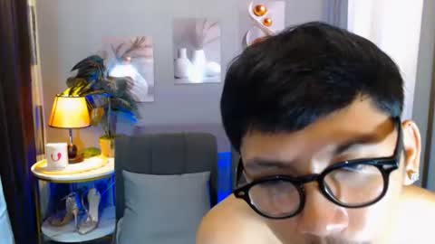 Snapshot of xcigbatecum chatting on April 11, 2026, 7:56 am Charlie online show from April 11, 2026, 7:56 am