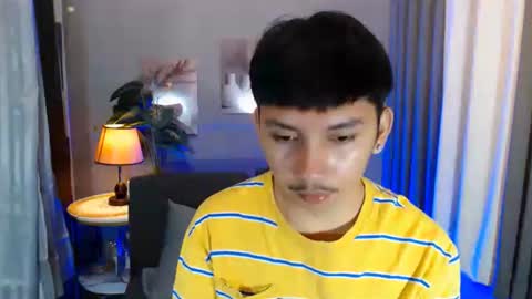 Snapshot of xcigbatecum chatting on April 14, 2026, 1:55 am Charlie online show from April 14, 2026, 1:55 am