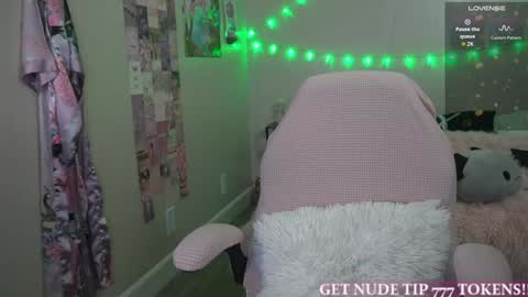 spoil me here  online show from January 18, 2026, 11:36 am