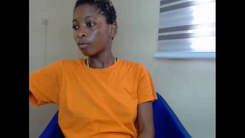 Snapshot of xcreamypussy chatting on January 14, 2025, 12:14 pm xcreamypussy online show from January 14, 2025, 12:14 pm