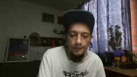 Snapshot of xdantex19 chatting on May 8, 2026, 2:33 pm xdantex19 online show from May 8, 2026, 2:33 pm