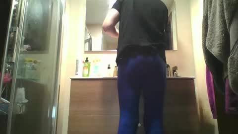 Snapshot of xeson47 chatting on February 14, 2025, 8:10 am xeson47 online show from February 14, 2025, 8:10 am