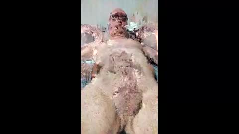 Snapshot of xfneh002 chatting on February 7, 2026, 9:35 am Slava online show from February 7, 2026, 9:35 am