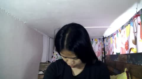 xgurlxlaloox online show from May 28, 2026, 1:14 am