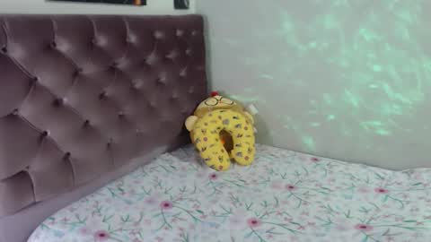 Snapshot of xia_abbey chatting on January 15, 2025, 11:19 pm Xia online show from January 15, 2025, 11:19 pm