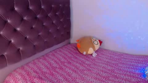 Snapshot of xia_abbey chatting on February 23, 2025, 10:09 pm Xia online show from February 23, 2025, 10:09 pm