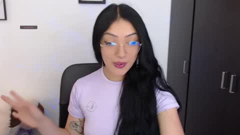 Snapshot of xia_abbey chatting on November 20, 2025, 5:56 pm Xia online show from November 20, 2025, 5:56 pm