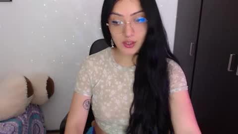 Snapshot of xia_abbey chatting on November 23, 2025, 10:20 pm Xia online show from November 23, 2025, 10:20 pm