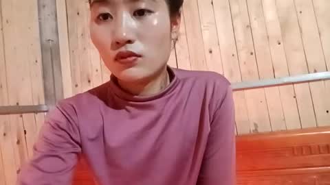xiagoal_cute online show from May 10, 2026, 2:33 pm
