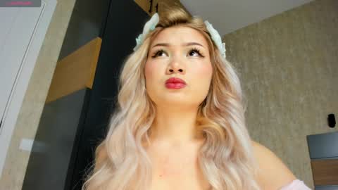 Snapshot of xiao_mei_ chatting on December 2, 2024, 3:26 am Sweetie online show from December 2, 2024, 3:26 am