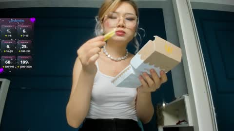 Snapshot of xiao_mei_ chatting on January 16, 2025, 5:32 am Sweetie online show from January 16, 2025, 5:32 am