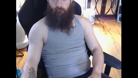 xiisil online show from May 6, 2026, 2:44 pm