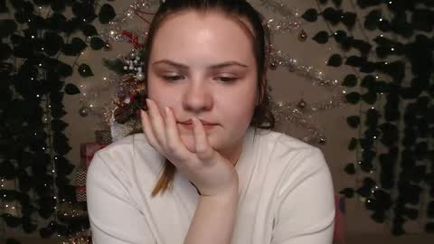 Snapshot of xilana chatting on December 19, 2024, 10:34 am Lina online show from December 19, 2024, 10:34 am