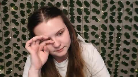 Snapshot of xilana chatting on January 13, 2025, 7:21 am Lina online show from January 13, 2025, 7:21 am