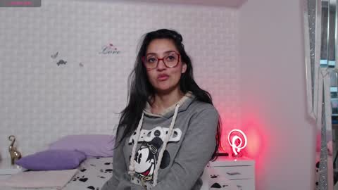 Snapshot of ximenaa_suarez chatting on January 21, 2025, 9:24 am ximena suarez online show from January 21, 2025, 9:24 am