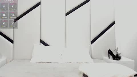 Snapshot of ximenacosta chatting on November 30, 2025, 12:53 pm ximenacosta online show from November 30, 2025, 12:53 pm