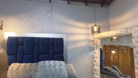 ximena online show from October 12, 2025, 12:48 pm