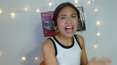 Snapshot of ximenna_bu chatting on July 15, 2026, 8:14 pm ximenna_bu online show from July 15, 2026, 8:14 pm
