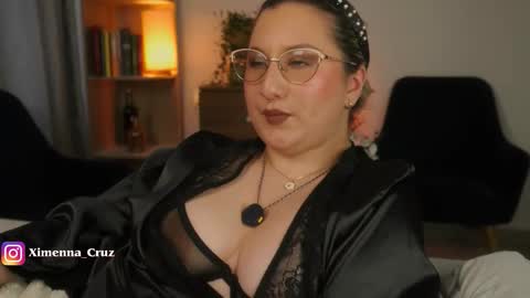 Snapshot of ximenna_cruz_ chatting on February 27, 2026, 3:12 pm Xime Independent Artist online show from February 27, 2026, 3:12 pm