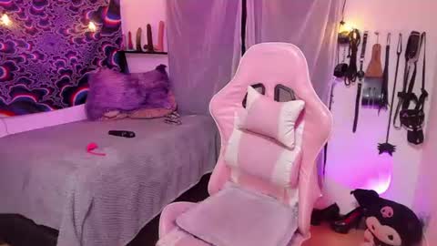 xizette online show from June 23, 2026, 11:14 pm