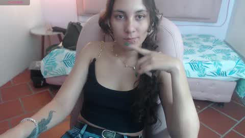 lunna online show from February 13, 2025, 8:34 pm