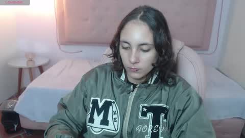 lunna online show from March 9, 2025, 12:20 pm