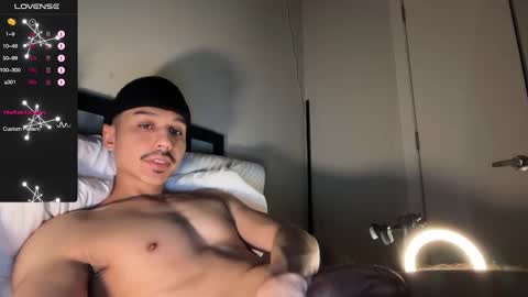 Snapshot of xmomentumx chatting on January 9, 2026, 4:48 am xmomentumx online show from January 9, 2026, 4:48 am