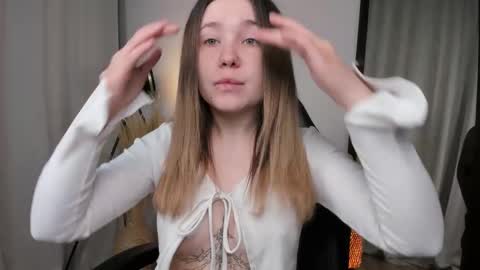 Snapshot of xohanna chatting on February 8, 2026, 6:39 am Milana online show from February 8, 2026, 6:39 am