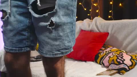 Snapshot of xorylan chatting on January 18, 2025, 7:26 pm XoRylan online show from January 18, 2025, 7:26 pm