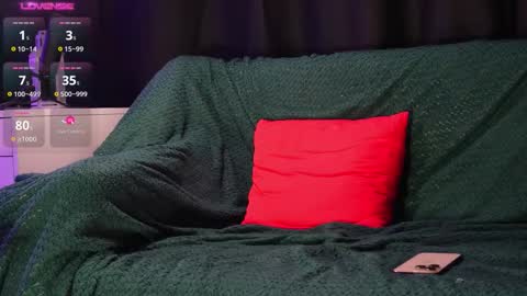 Snapshot of xorylan chatting on December 22, 2025, 10:51 pm XoRylan online show from December 22, 2025, 10:51 pm