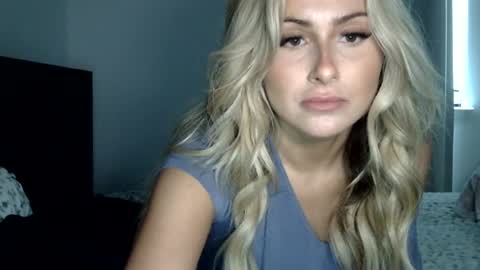 Snapshot of xoxolala32 chatting on July 17, 2026, 5:51 pm Lacey Loo online show from July 17, 2026, 5:51 pm